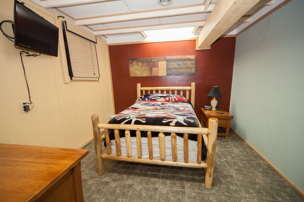 Log Cabin Lodge & Suites Jones Mills Dış mekan fotoğraf