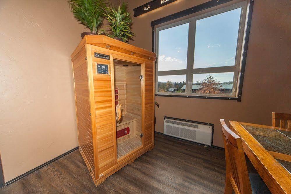 Log Cabin Lodge & Suites Jones Mills Dış mekan fotoğraf